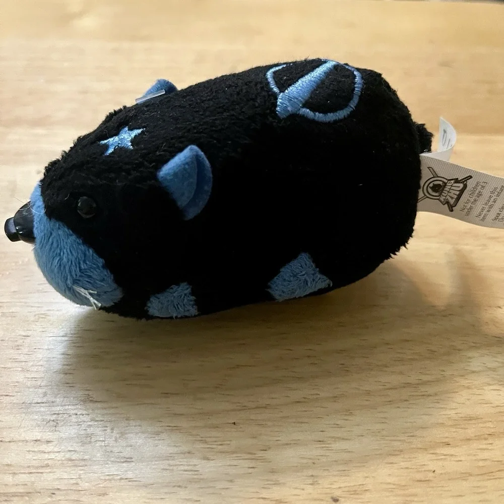 VTG Kung Zhu Zhu Pet Stonewall Brigadier General Black/Blue Battle Hamster Read!